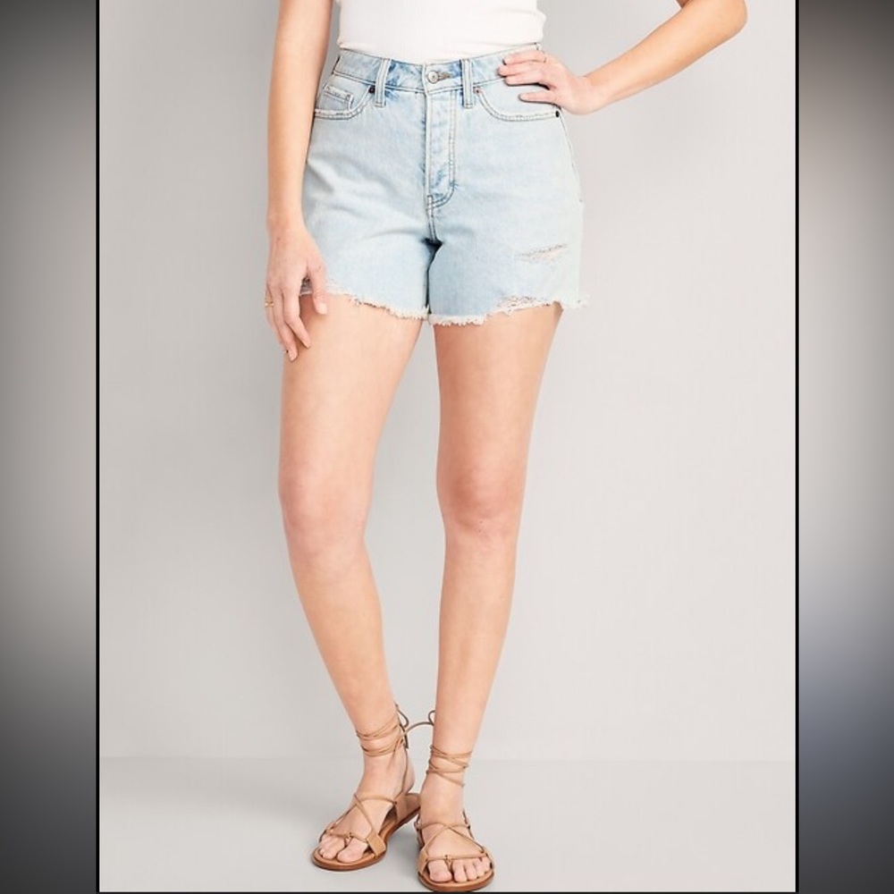 BNWOT size 16 Old Navy Denim Women's Shorts